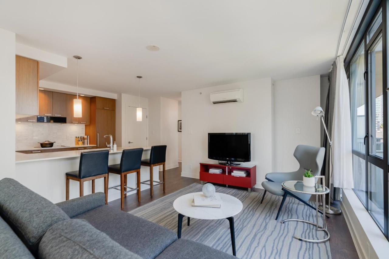 Level Vancouver Yaletown - Seymour 외부 사진 A typical apartment at the University of Melbourne's D10 residence