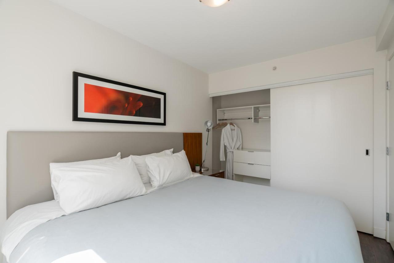 Level Vancouver Yaletown - Seymour 외부 사진 A bedroom at the hotel